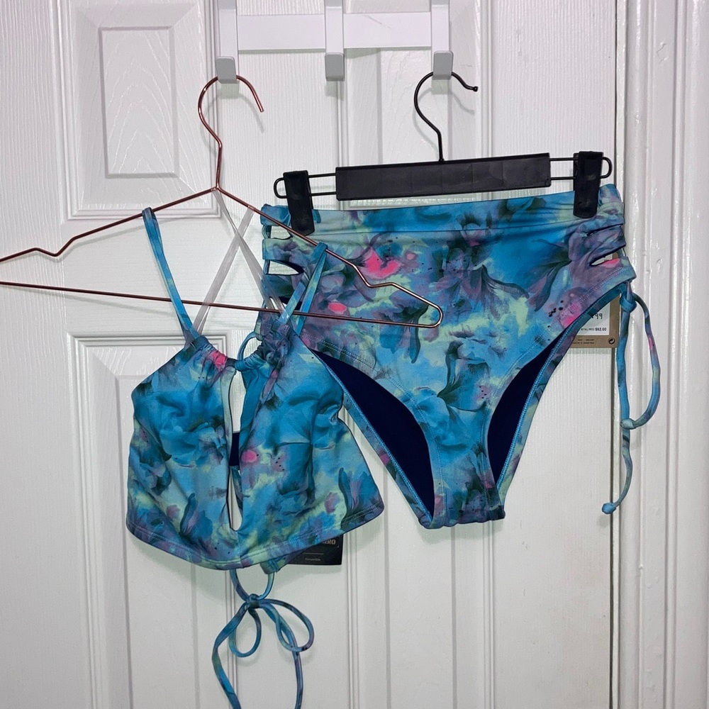 Nike Blue Floral Bikini Set Size‎ Small